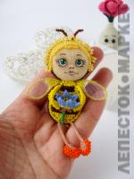 Кукла брошь пчелка Майя