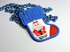Новогодняя подвеска - носочек для подарка с Дедом Морозом