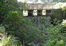 Мост-водопад в Боднант Гарден